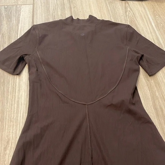 Lululemon All Aligned Ribbed Short-Sleeve Dress Espresso Sz 6 - Picture 7 of 9